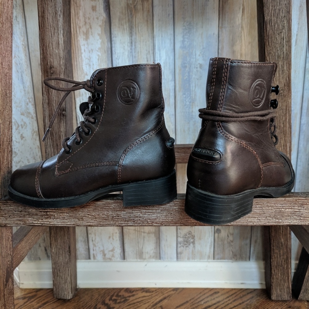 NWT Ovation Kids Paddock Brown Leather Ridin Boots